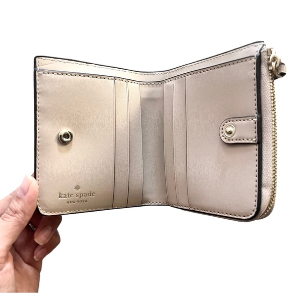 Kate Spade Wallet - Picture 2 of 5